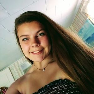 Meet your Posher, Mackenzie